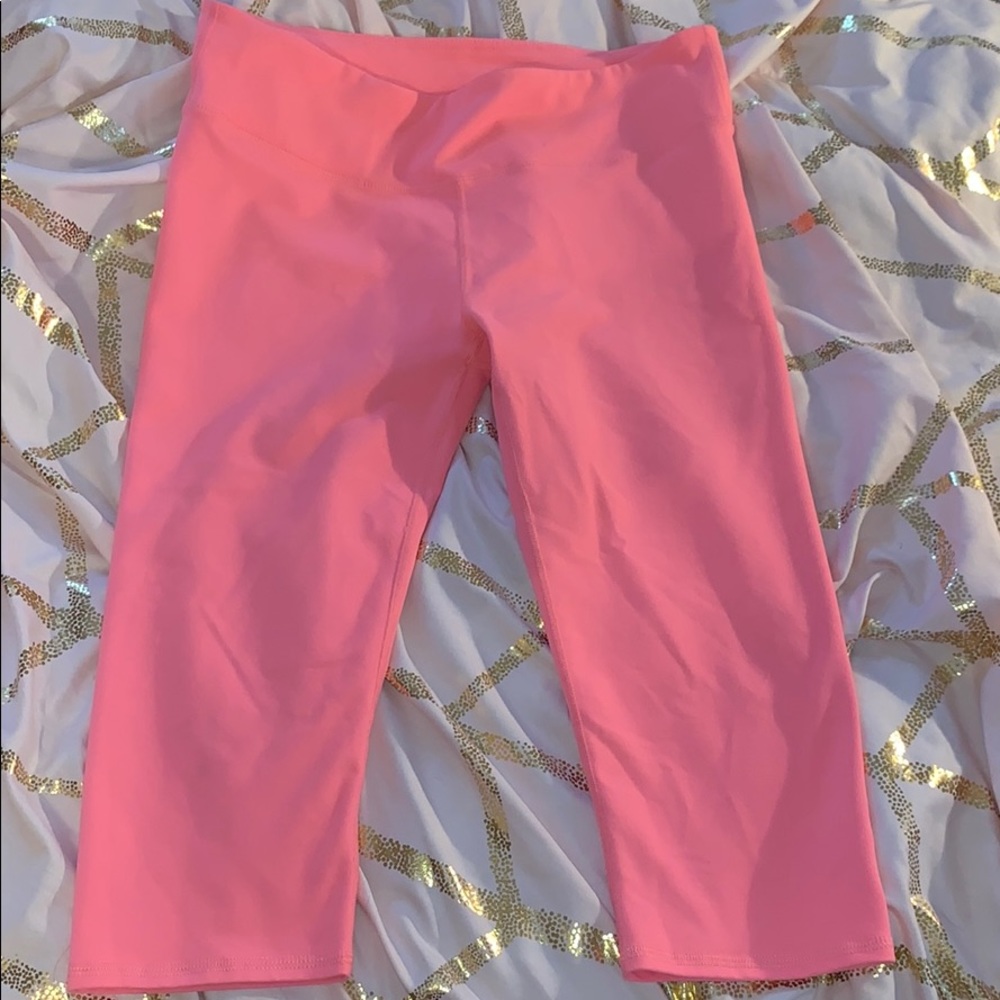 Neon Pink Fabletics crop legging